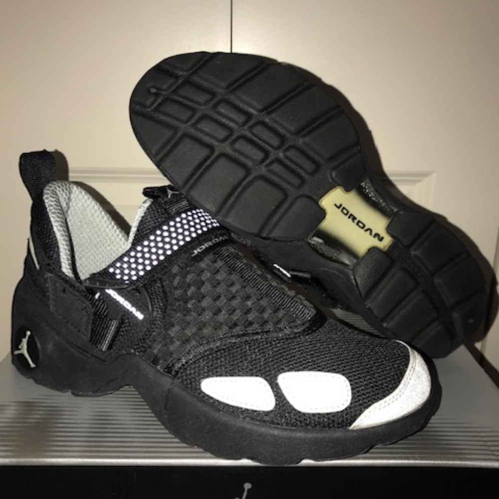 ORIGINAL 2000 Jordan Trunner LX Black/Silver
